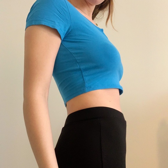 🦋 HP🎉 Pacsun Blue Crop Top - Picture 2 of 4